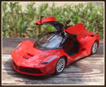 Voiture enfants Lamborghini RED FURY avec portes ouvertes de profile gauche sur du bois - VéhTél